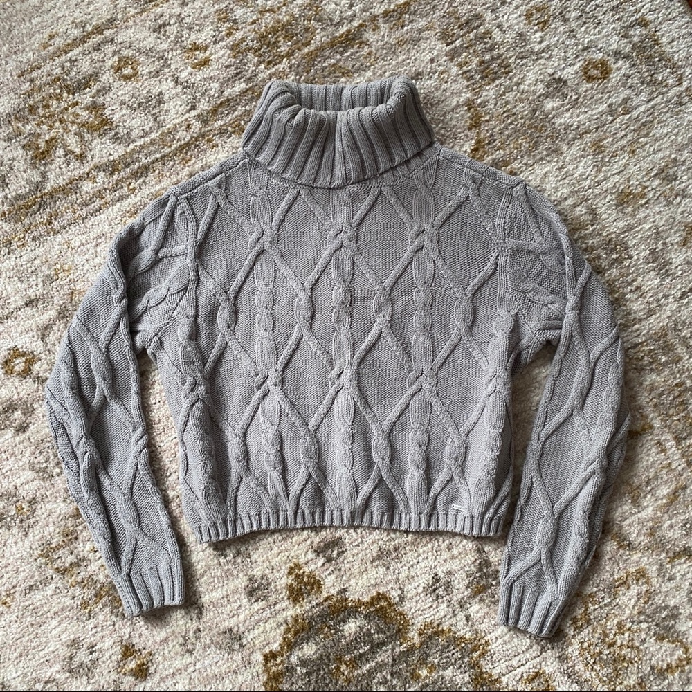grey | turtleneck sweater | medium | hollister